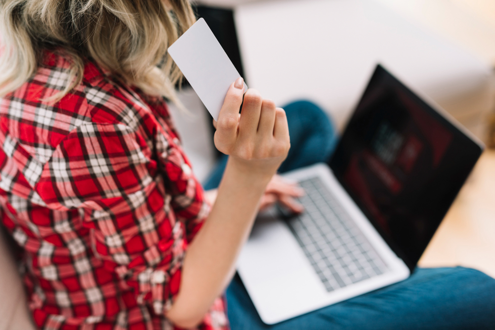 Twój sklep internetowy jest na celowniku UOKiK. 3 najczęstsze błędy, za które grozi gigantyczna kara